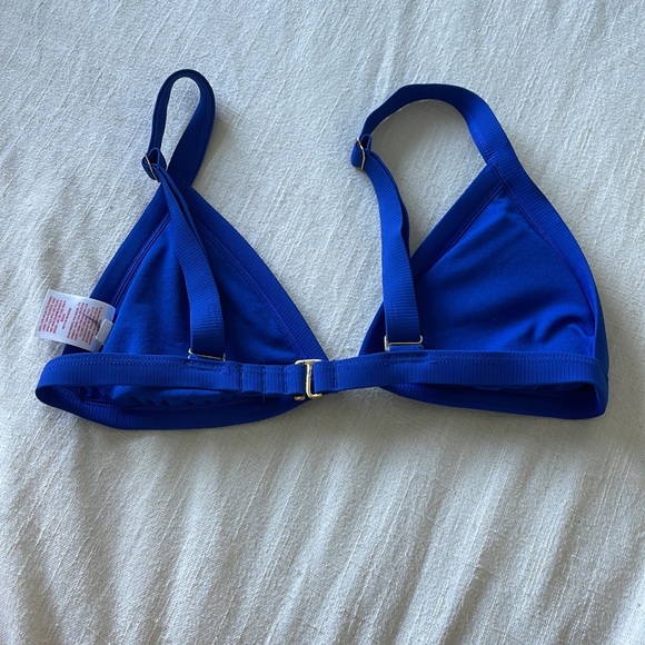 Swimsuit top - Picture 2 of 3